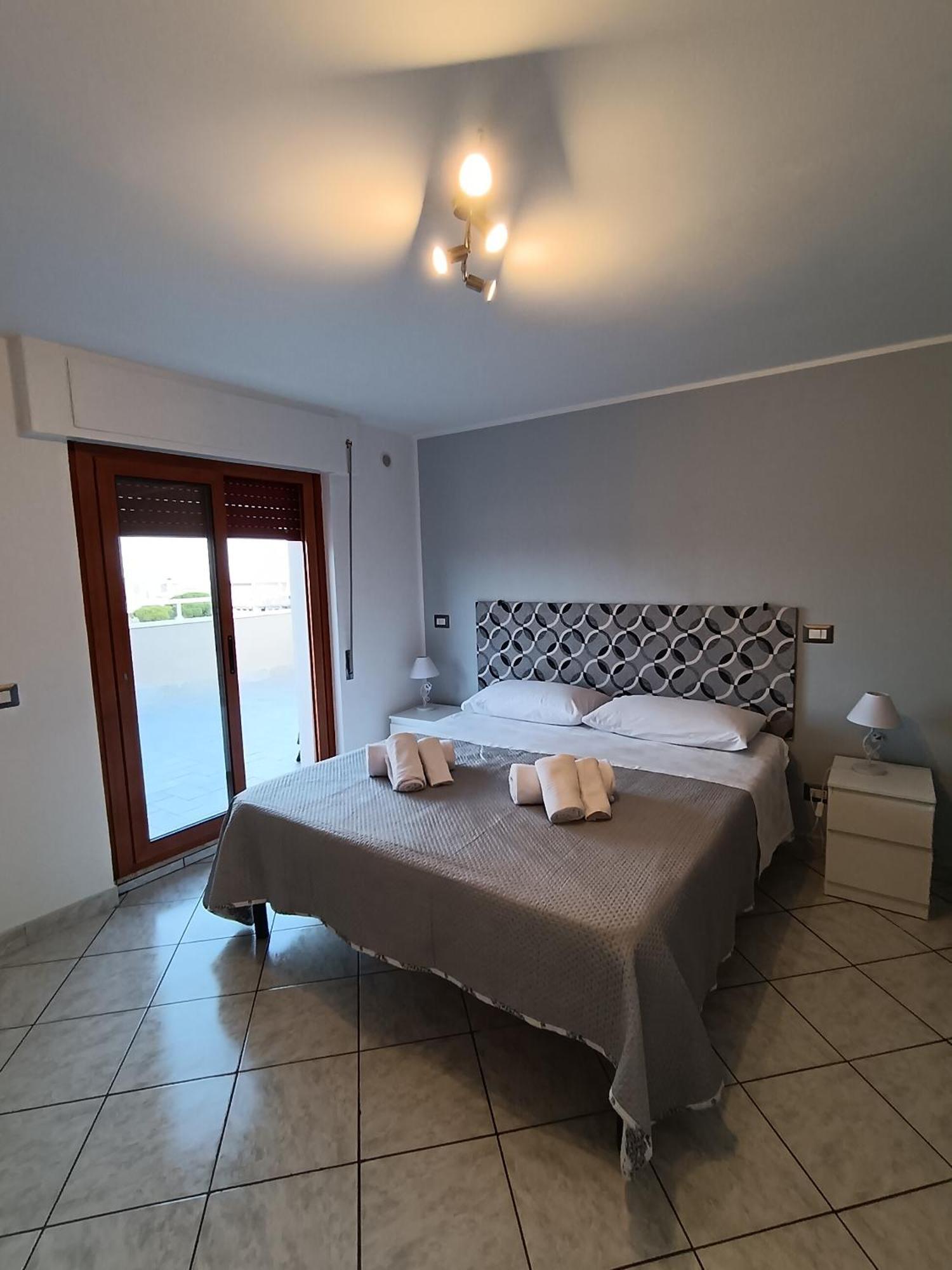 Terrazza Delle Rose Lejlighed Nettuno Eksteriør billede